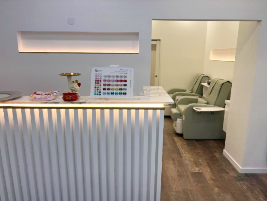 Manucure et pédicure chez U mi Beauté Paris 12